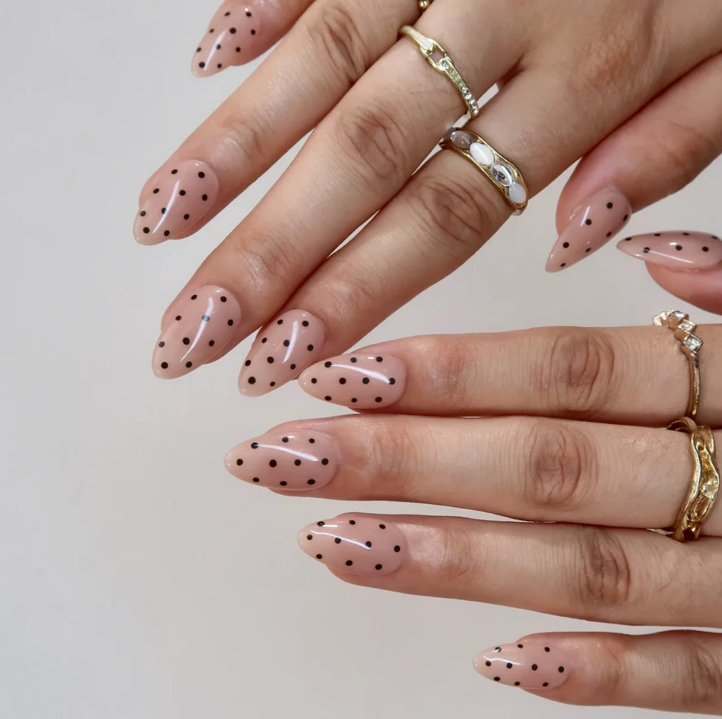 Elegant dots