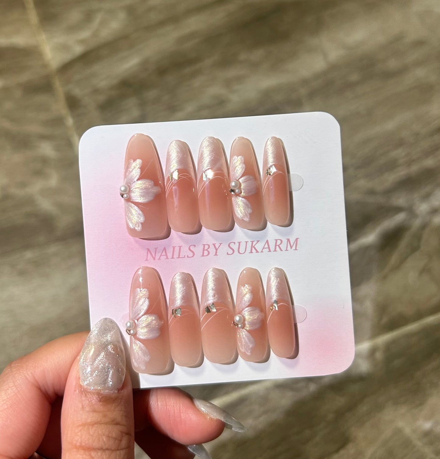 Flowery tips set